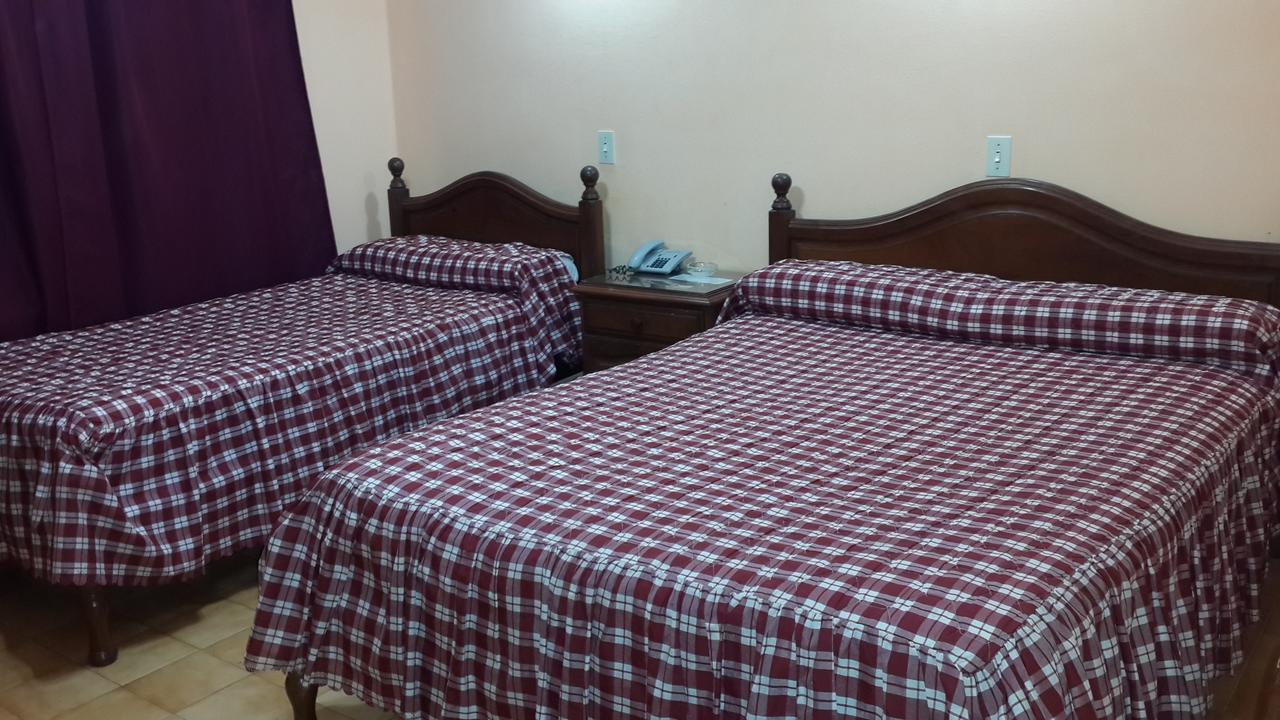 Gran Hotel Arauco Aimogasta Quarto foto